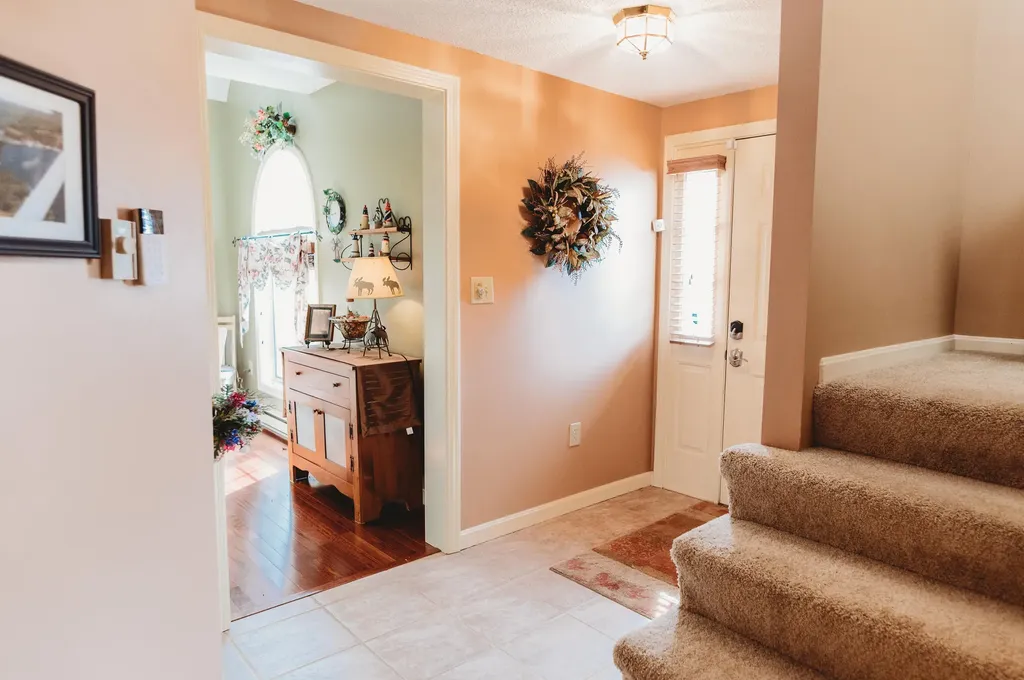 5 Peony Court Naples ME 04055