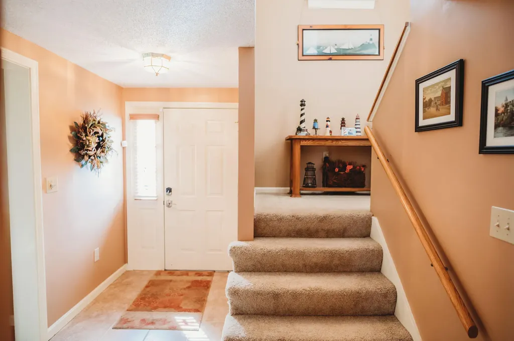 5 Peony Court Naples ME 04055