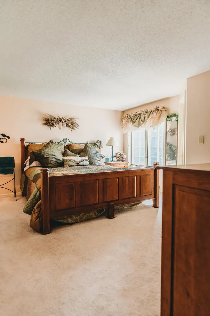 5 Peony Court Naples ME 04055