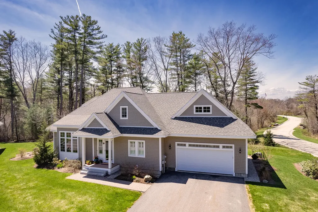 100 Shepards Cove Road Kittery ME 03904