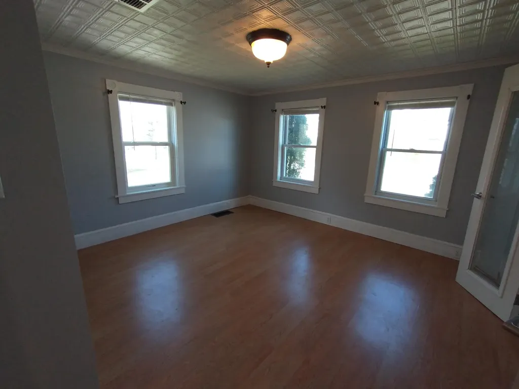 1105 N Main Street Brewer ME 04412