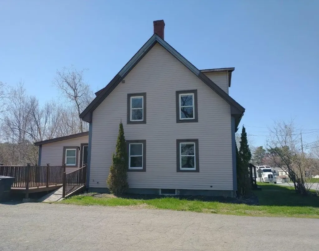 1105 N Main Street Brewer ME 04412
