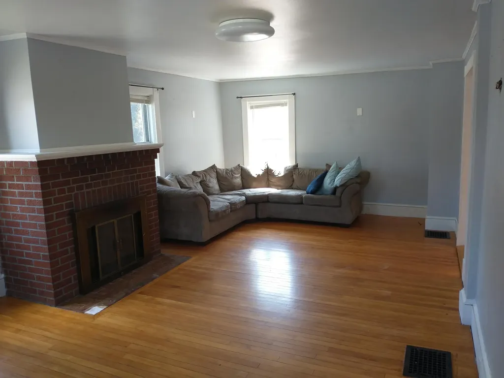 1105 N Main Street Brewer ME 04412