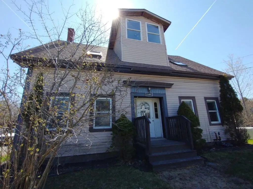 1105 N Main Street Brewer ME 04412