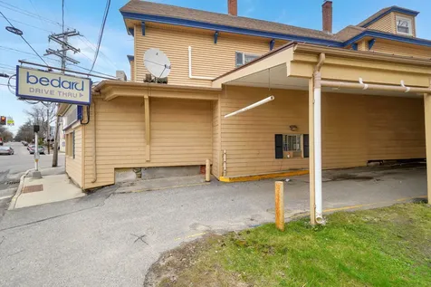 61 College Street Lewiston ME 04240