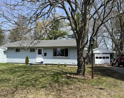 5 Mainewood Avenue Orono ME 04473