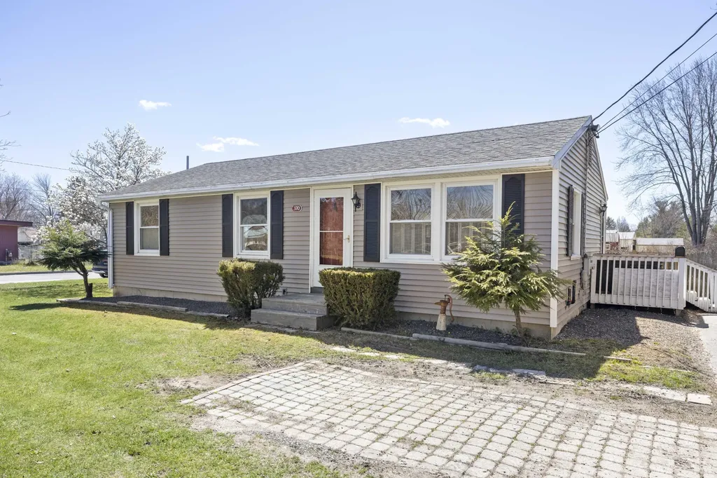 370 Cumberland Street Westbrook ME 04092