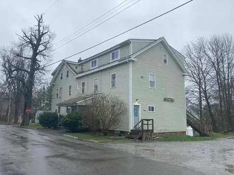 21 Brewster Street Rockland ME 04841