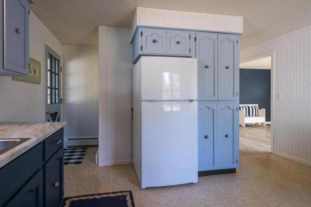 62 Quaco Road Deer Isle ME 04627