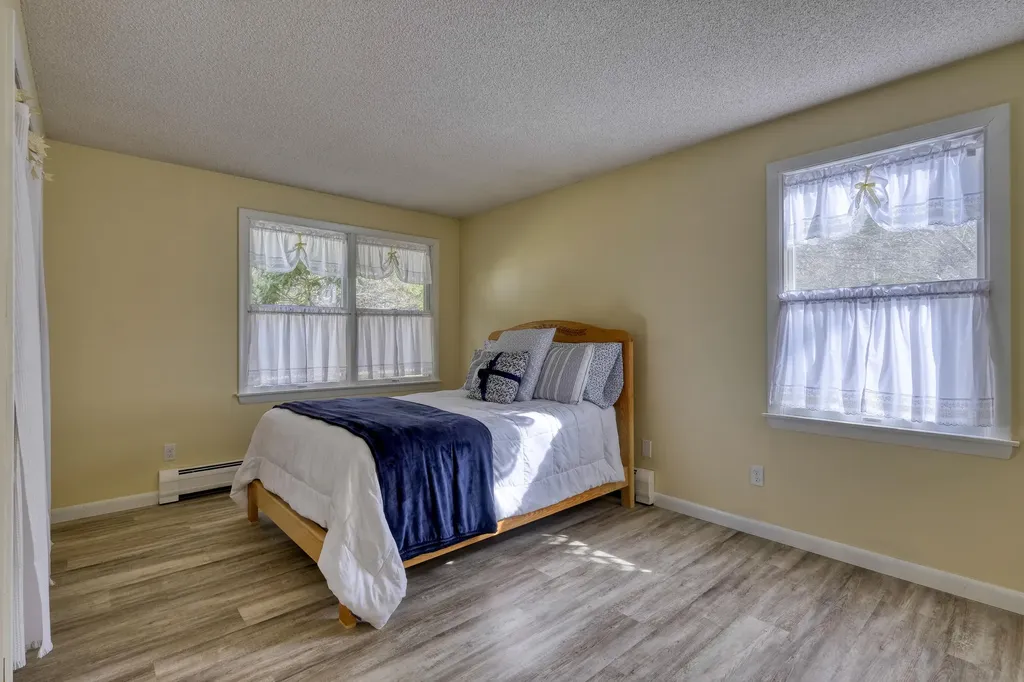 62 Quaco Road Deer Isle ME 04627