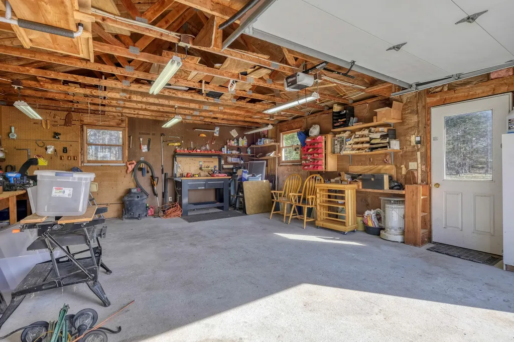 62 Quaco Road Deer Isle ME 04627