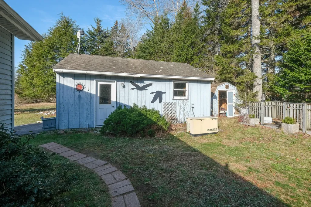 62 Quaco Road Deer Isle ME 04627
