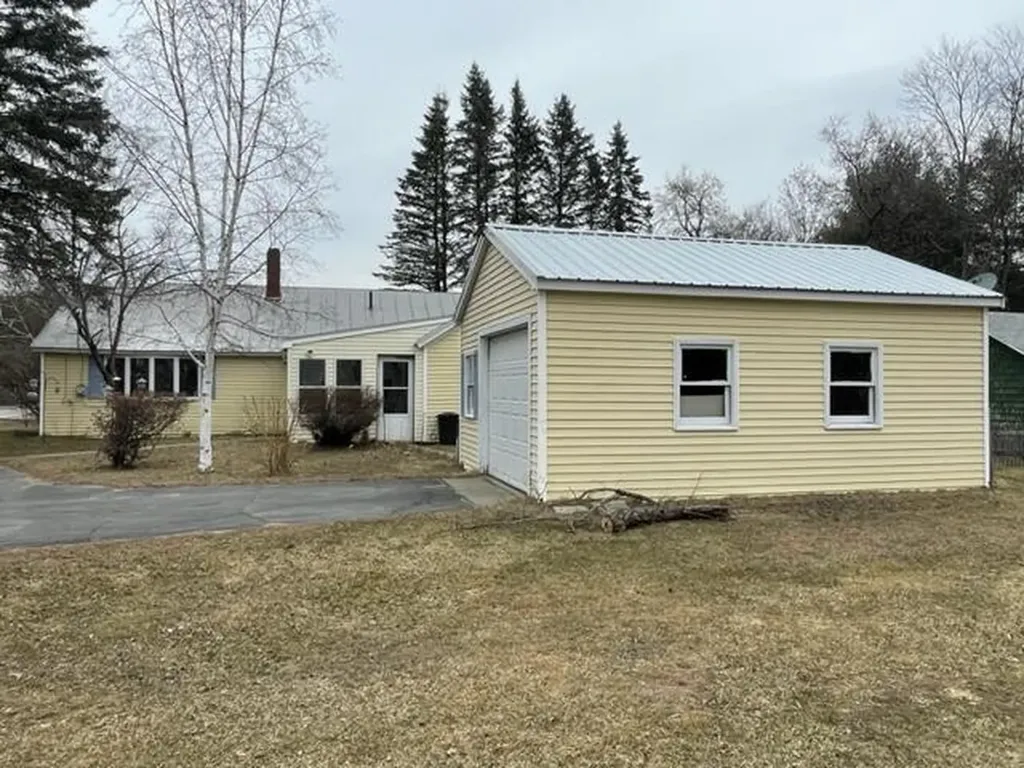 345 North Avenue Skowhegan ME 04976