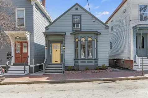 14 Dow Street Portland ME 04102
