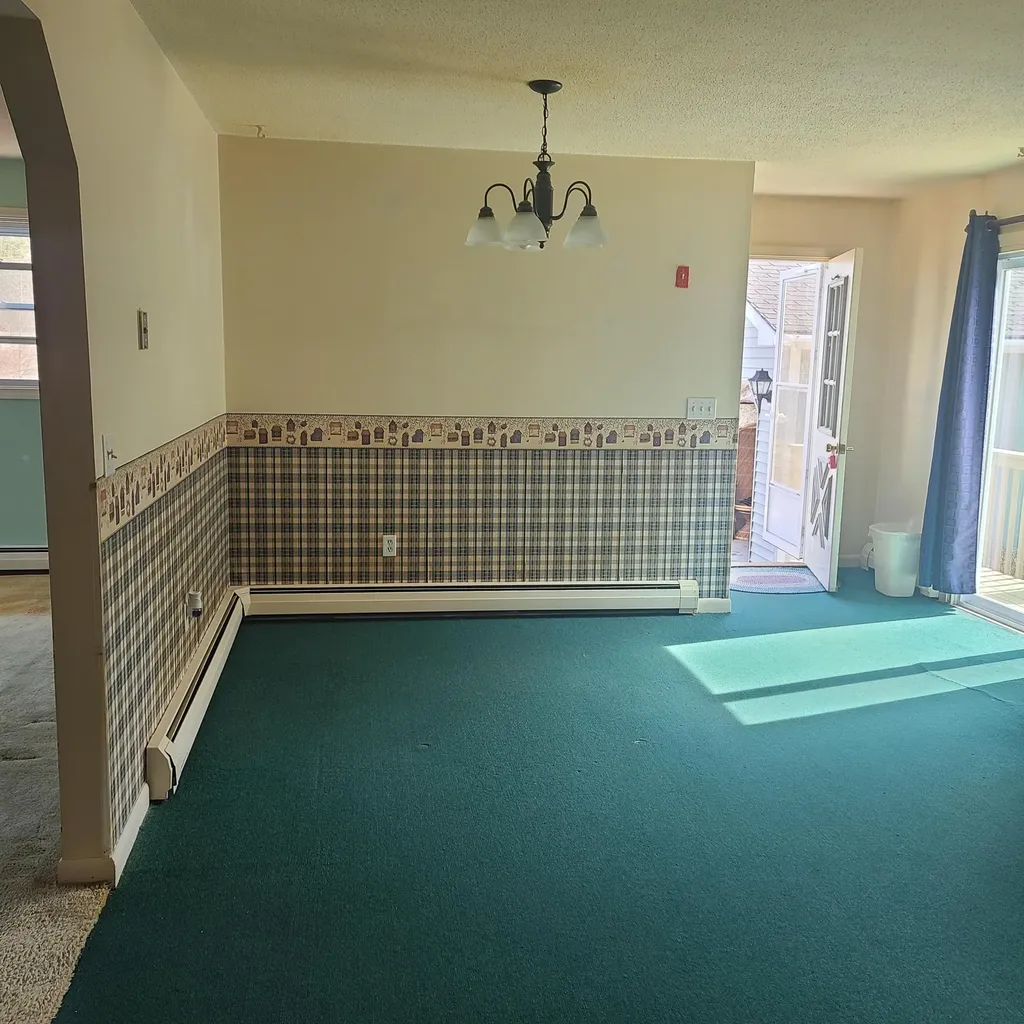 633 Kennebec Road Hampden ME 04444