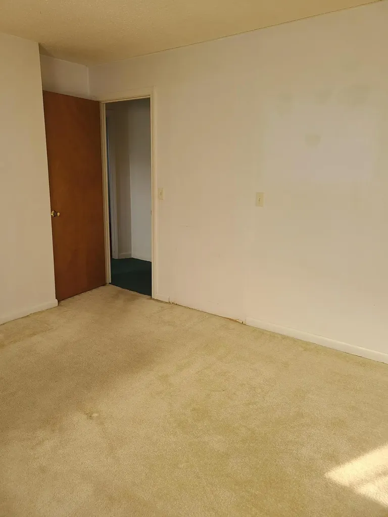 633 Kennebec Road Hampden ME 04444