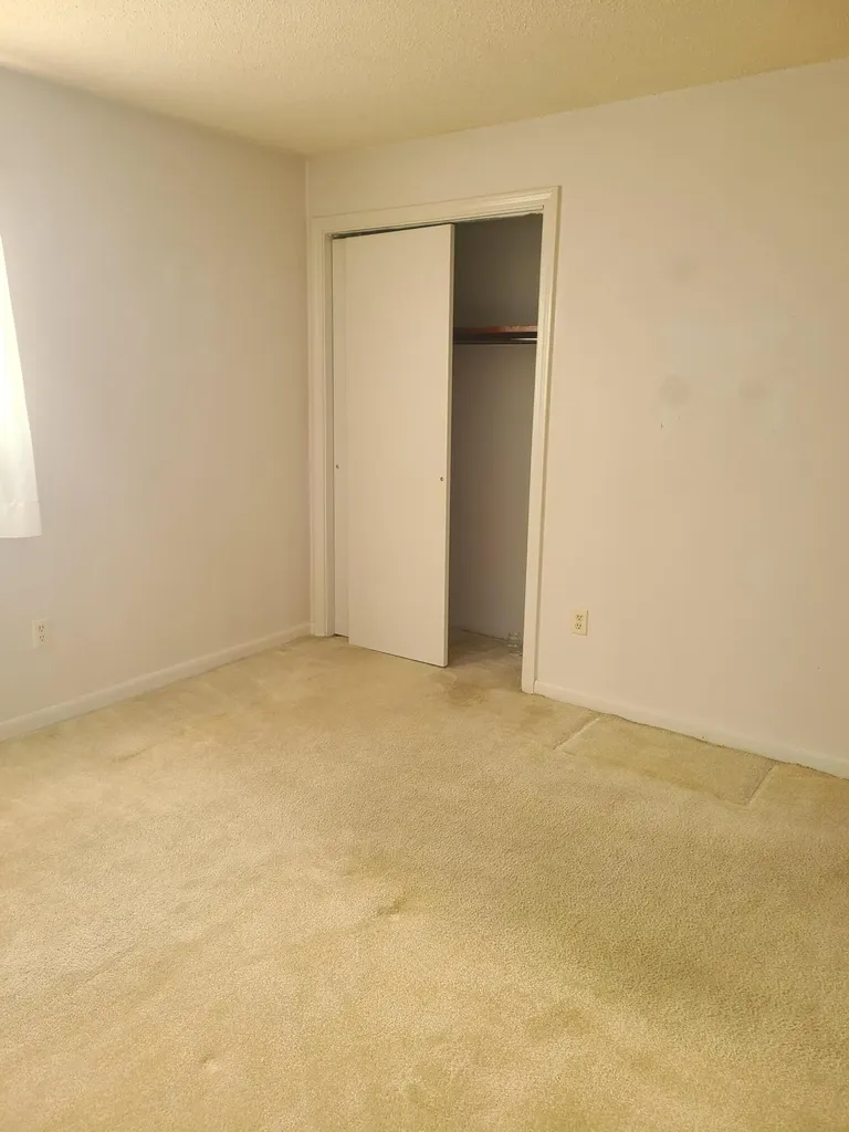 633 Kennebec Road Hampden ME 04444