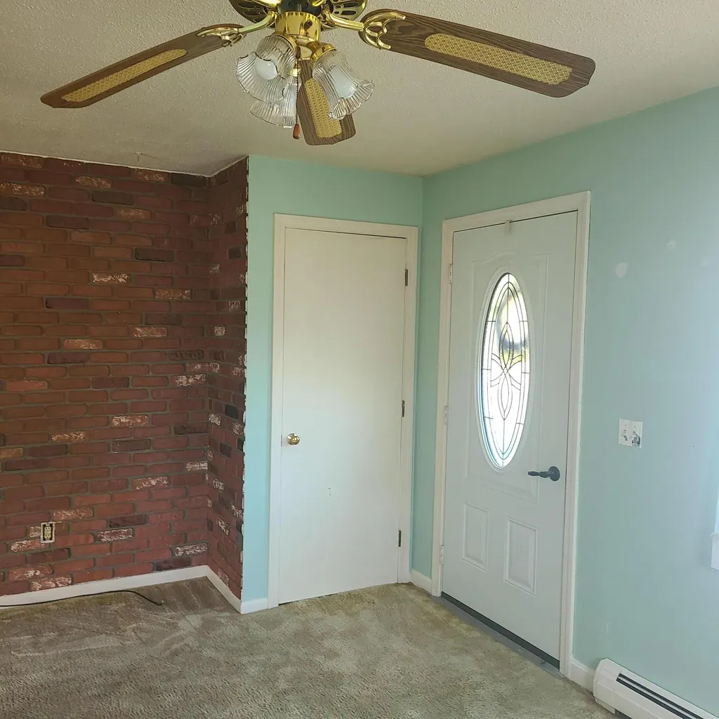633 Kennebec Road Hampden ME 04444
