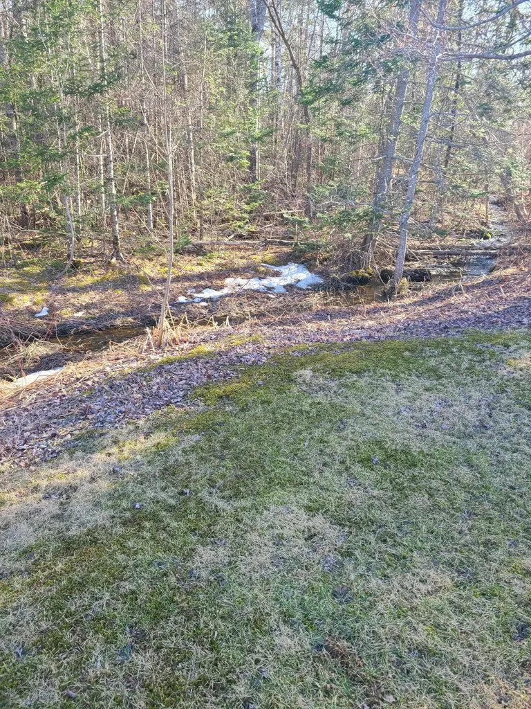 633 Kennebec Road Hampden ME 04444