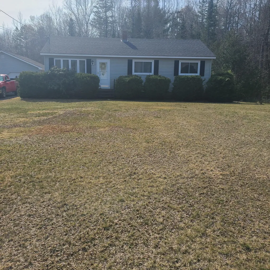 633 Kennebec Road Hampden ME 04444