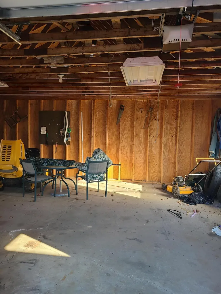 633 Kennebec Road Hampden ME 04444