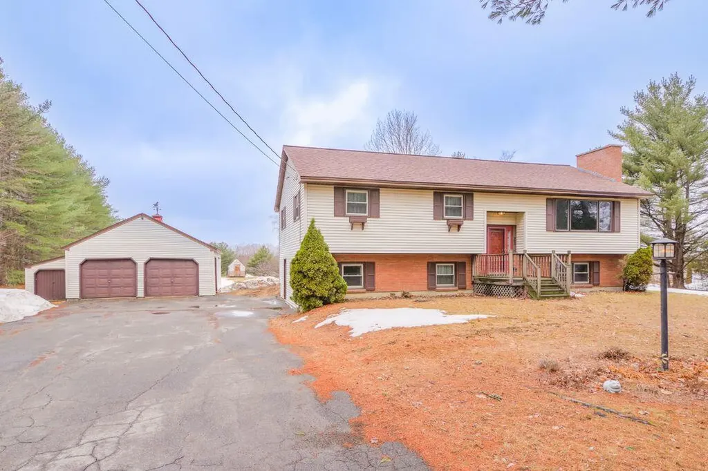 23 Patterson Avenue Winslow ME 04901