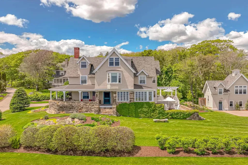 212 Ocean Avenue Kennebunkport ME 04046