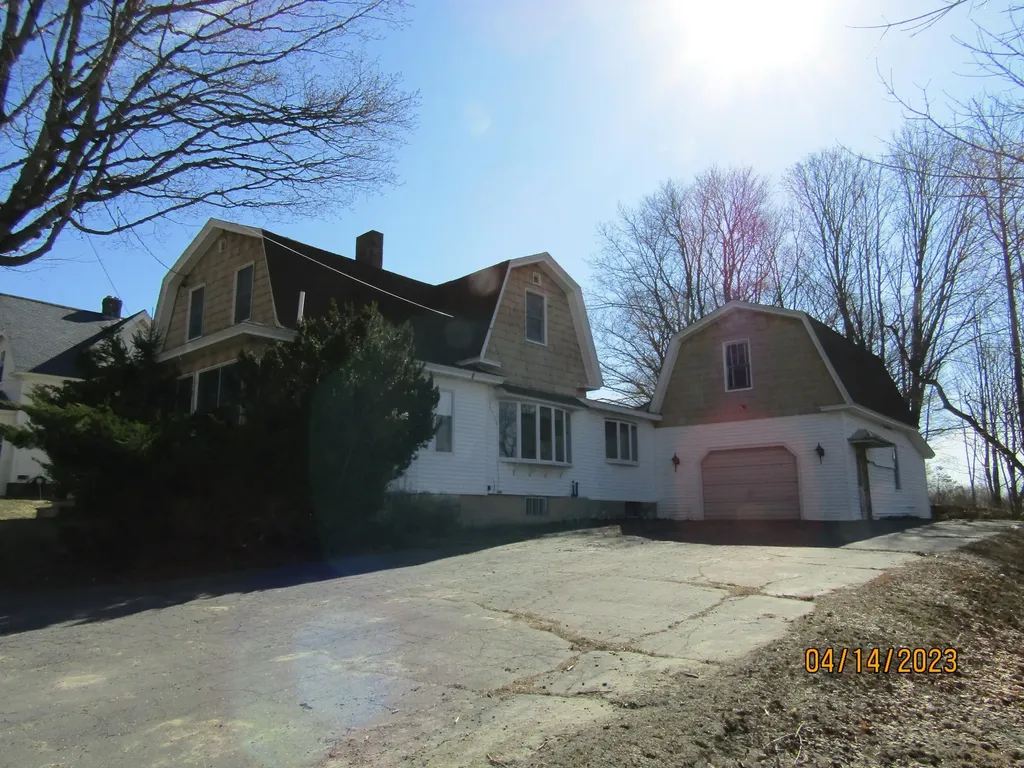 8 Belmont Street Milo ME 04463