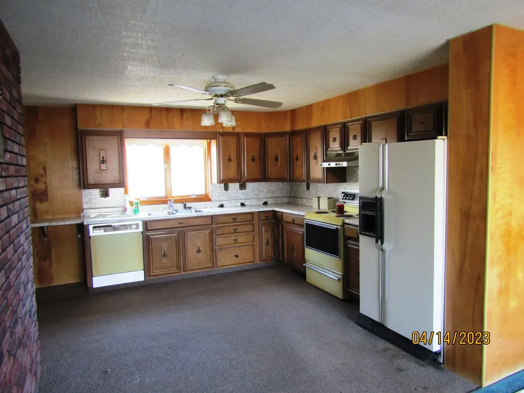 8 Belmont Street Milo ME 04463