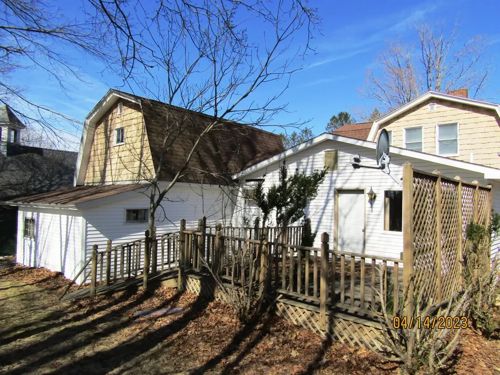 8 Belmont Street Milo ME 04463