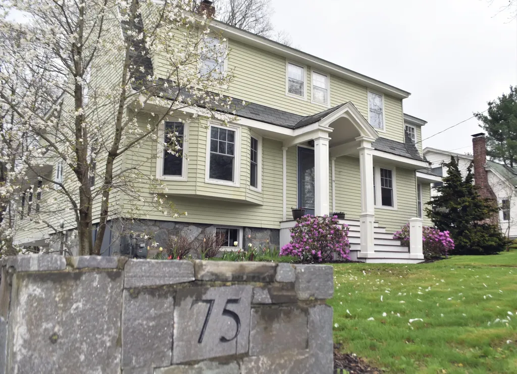 75 Adelbert Street South Portland ME 04106