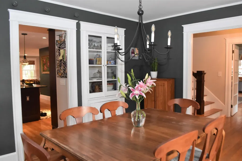 75 Adelbert Street South Portland ME 04106