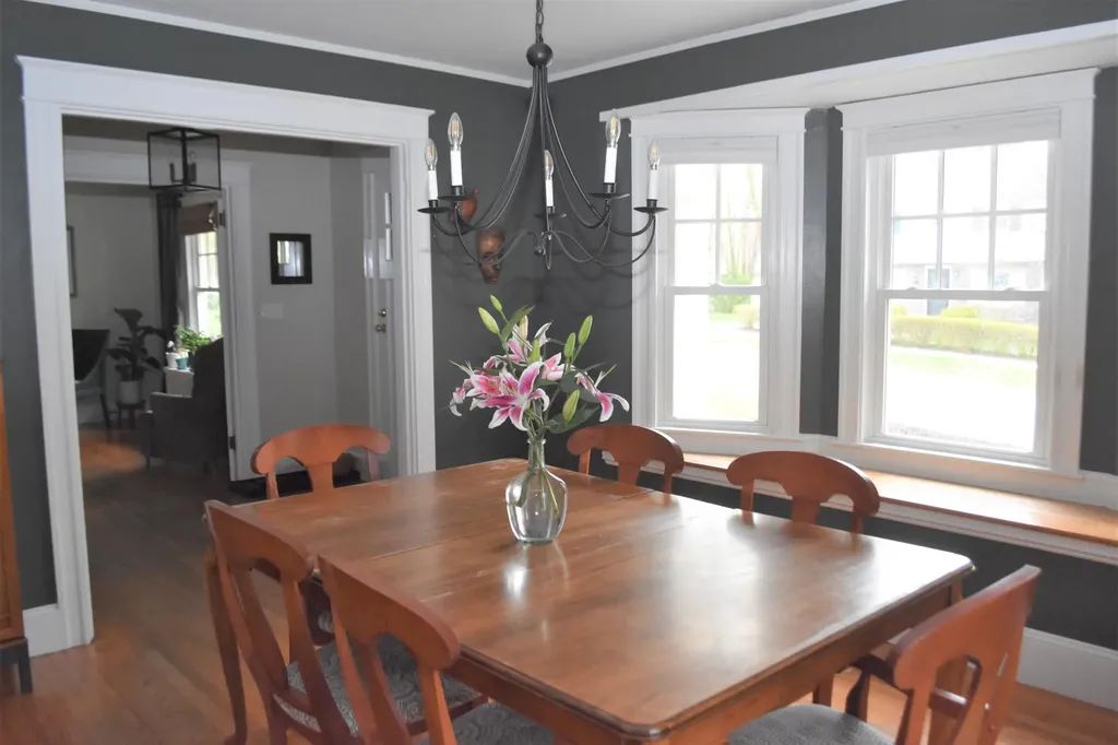 75 Adelbert Street South Portland ME 04106