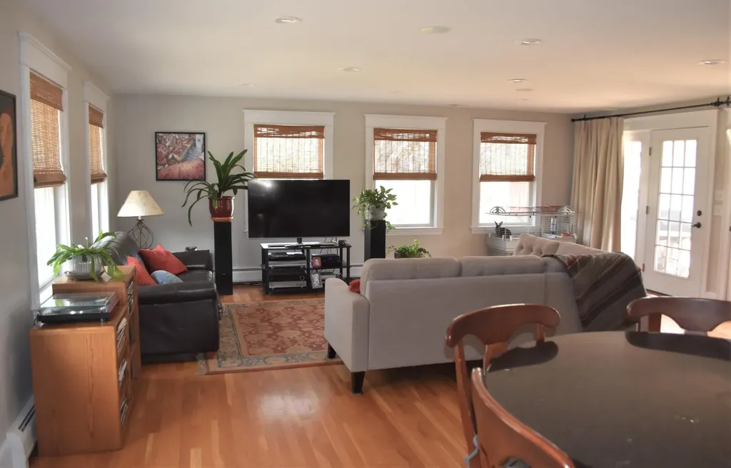 75 Adelbert Street South Portland ME 04106