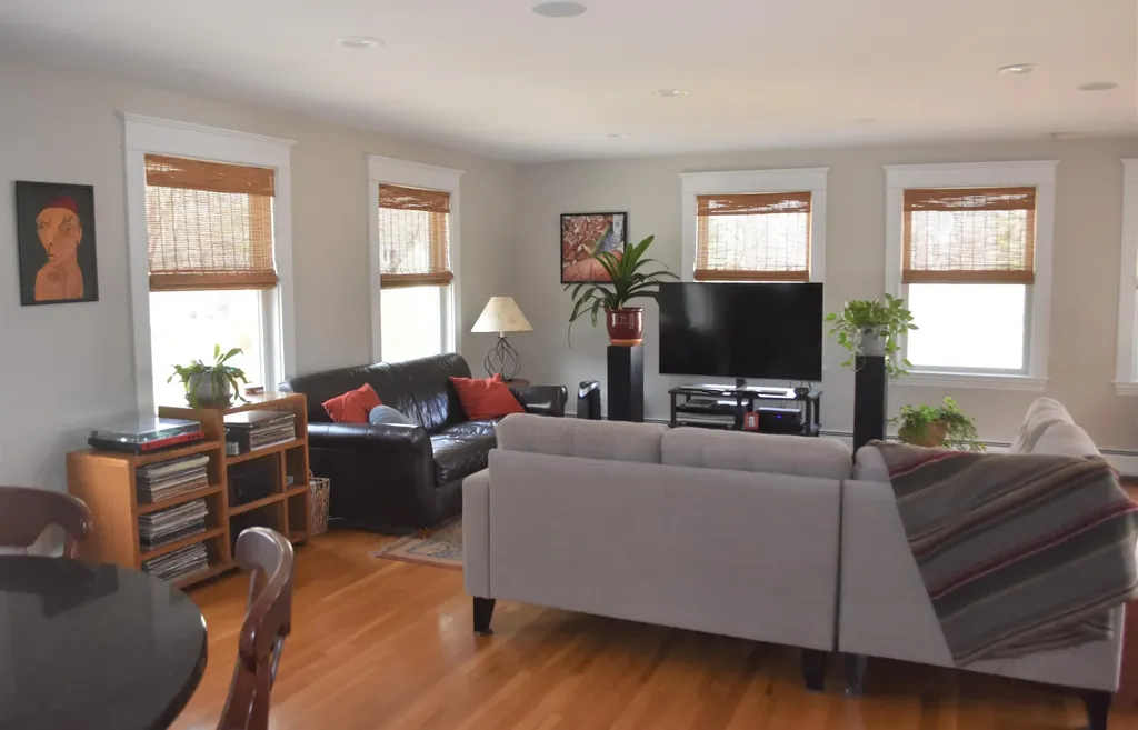 75 Adelbert Street South Portland ME 04106