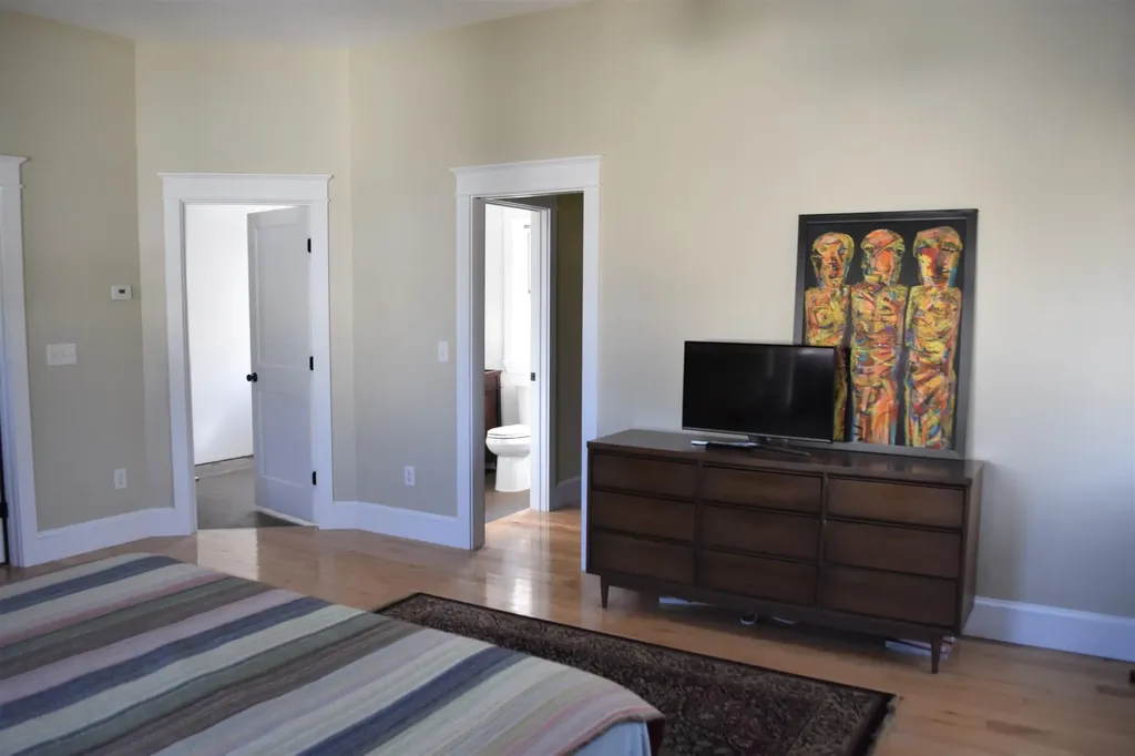 75 Adelbert Street South Portland ME 04106
