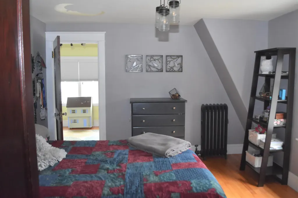 75 Adelbert Street South Portland ME 04106