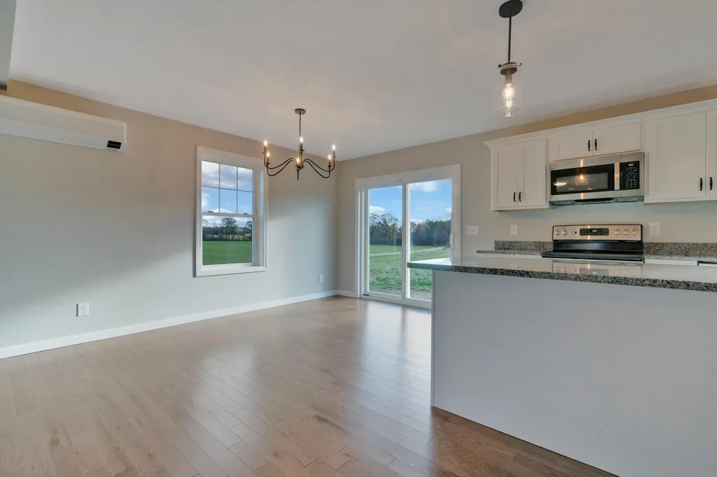 23 Perkins Lane Kennebunk ME 04043