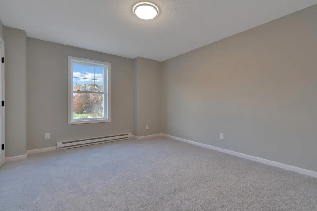 23 Perkins Lane Kennebunk ME 04043