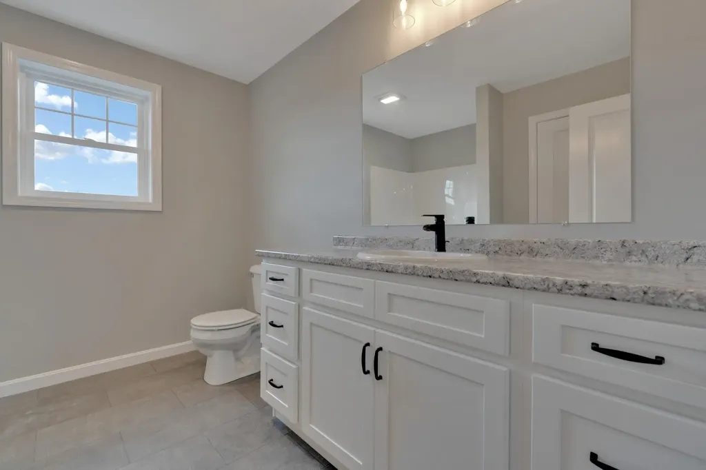 23 Perkins Lane Kennebunk ME 04043