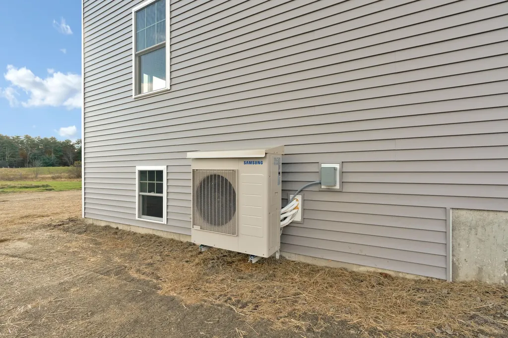 23 Perkins Lane Kennebunk ME 04043