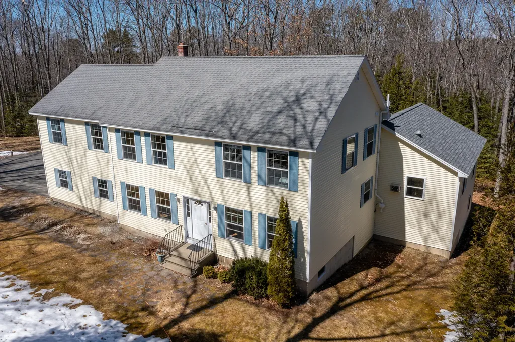 38 Maxfield Drive Orono ME 04473