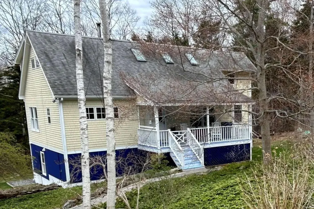 191 Brackett Avenue Portland ME 04108