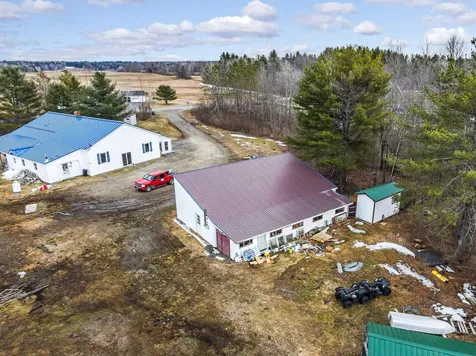 184 Bellsqueeze Road Benton ME 04901