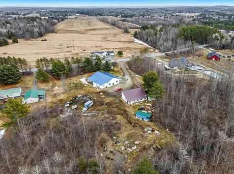 184 Bellsqueeze Road Benton ME 04901
