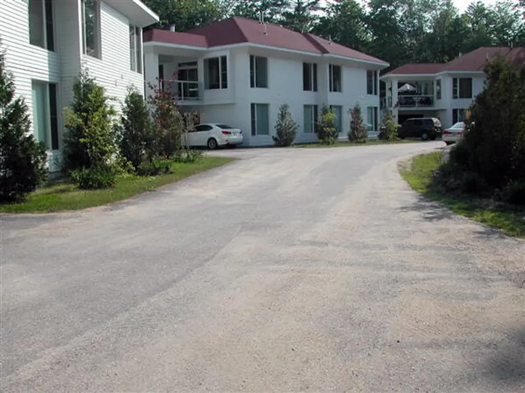 1 Hoyts Ridge Road Bridgton ME 04009