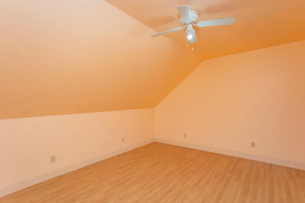8 Hodgkins Hill Road Temple ME 04984