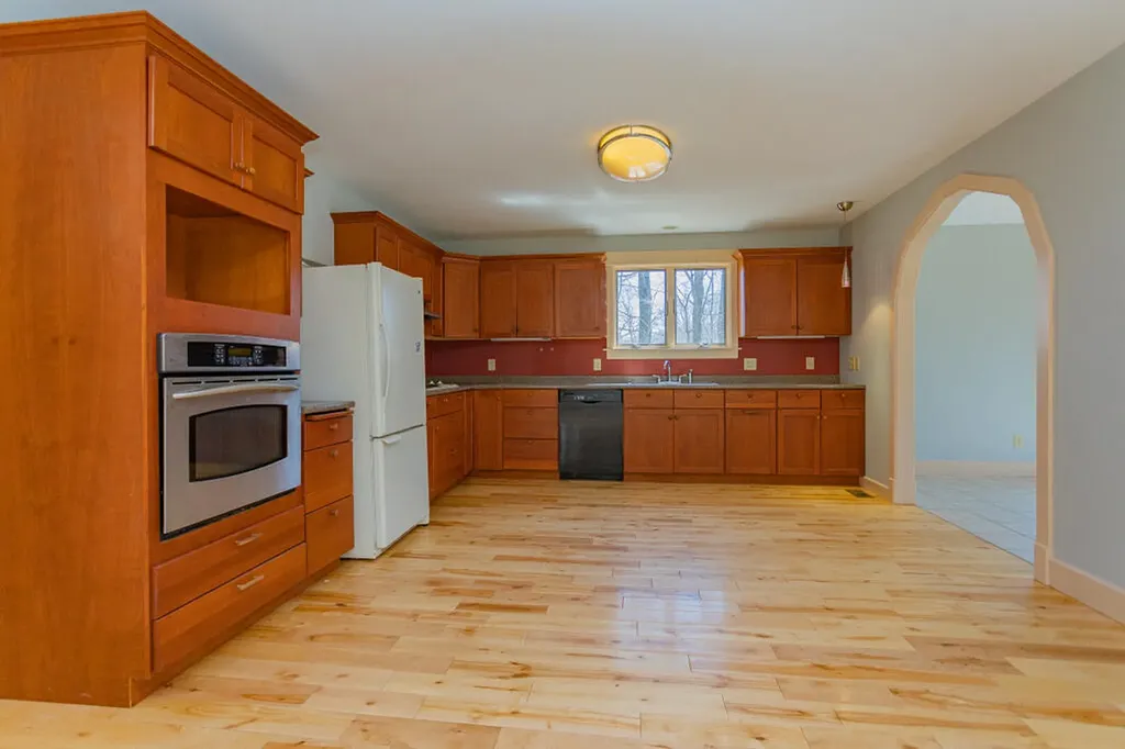 8 Hodgkins Hill Road Temple ME 04984