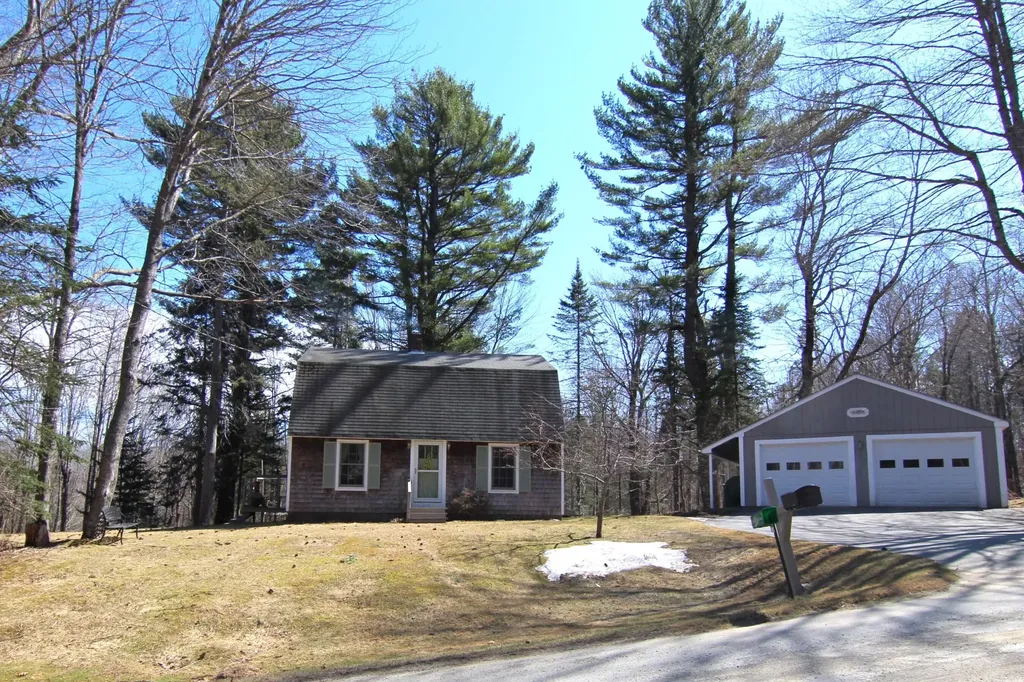 51 Garden Drive Winterport ME 04496
