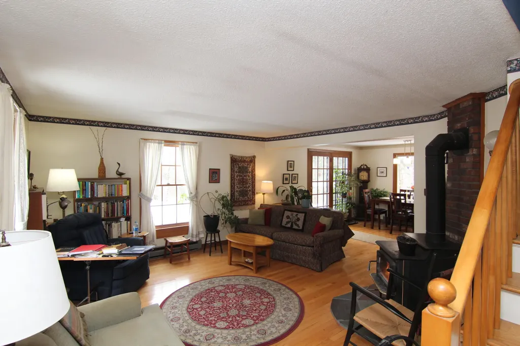 51 Garden Drive Winterport ME 04496